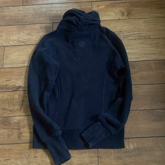 Lululemon vintage limited edition Black Jacket hoody zip up sweater - Picture 8 of 10